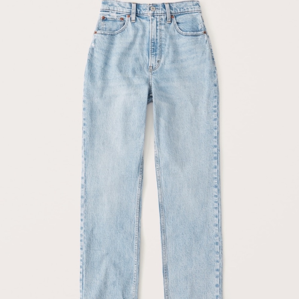 Abercrombie Curve Love 90’s High Rise Straight Jeans